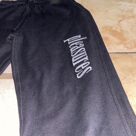 PLEASURES PAIN TOLERANCE SWEATPANTS - Picture 2 of 6